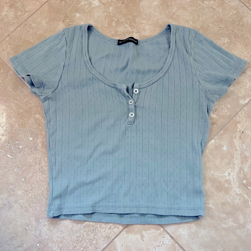 Brandy Melville Crop Top